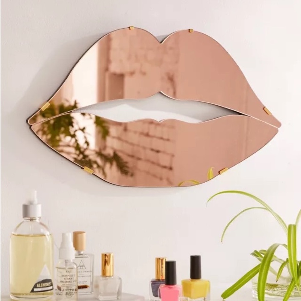 Urban Outfitters Rose Gold Lips Mirror